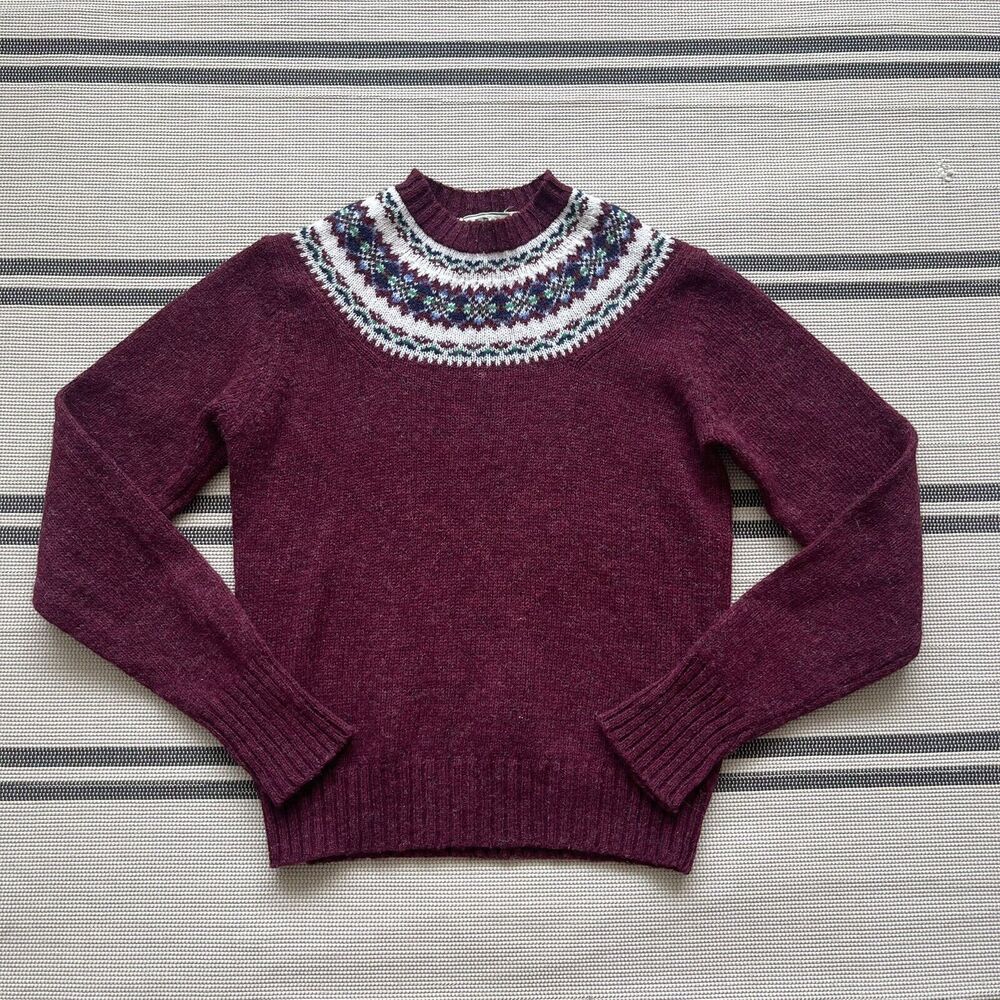 L.L. Bean 100% Lambs Wool Womens Sweater Size 38 Small Red Burgundy Fair Isle